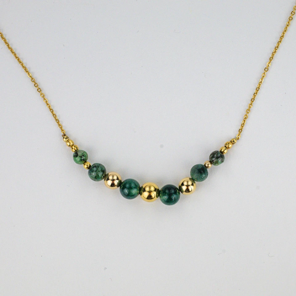 Collar de cuentas de oro de 14K y esmeralda genuina Foto 2 de 4