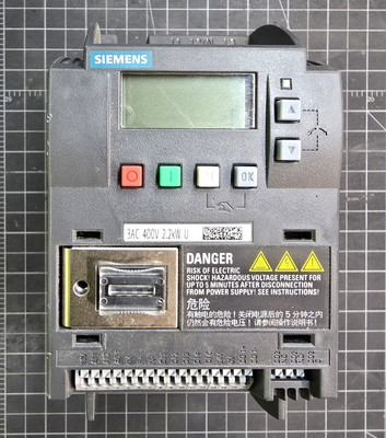 SIEMENS 6SL3210-5BE22-2UV0, SINAMICS V20 INVERTER, 3AC 400V 2.2KW U. 3HP