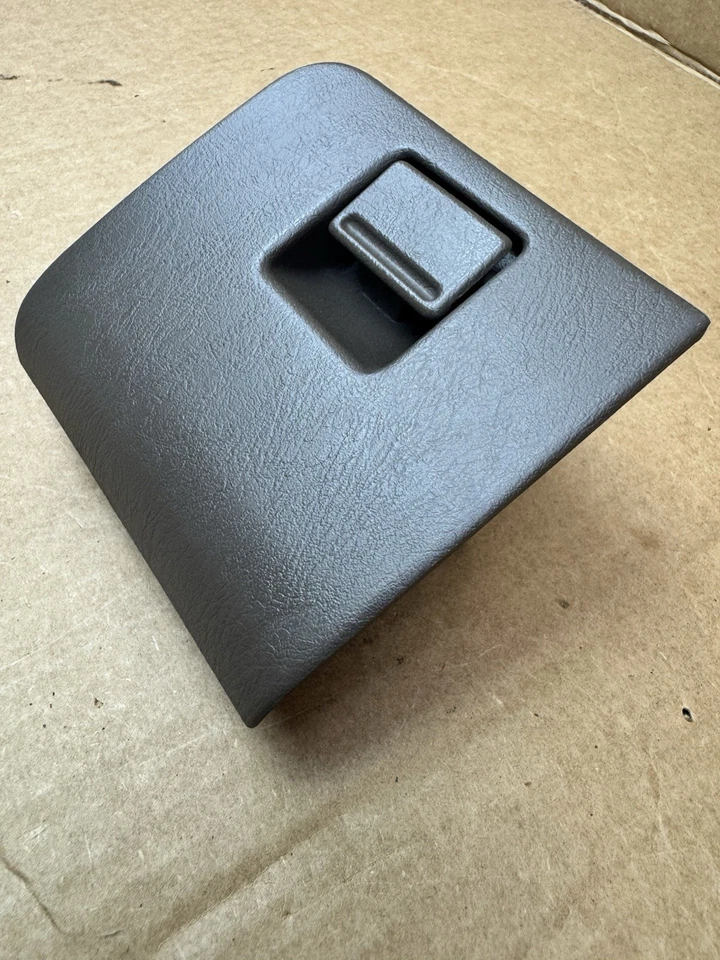 1992 - 1996 年丰田凯美瑞硬币托盘保险丝盒盖支架插入棕色原始设备制造商 — 第 2/4 张图片