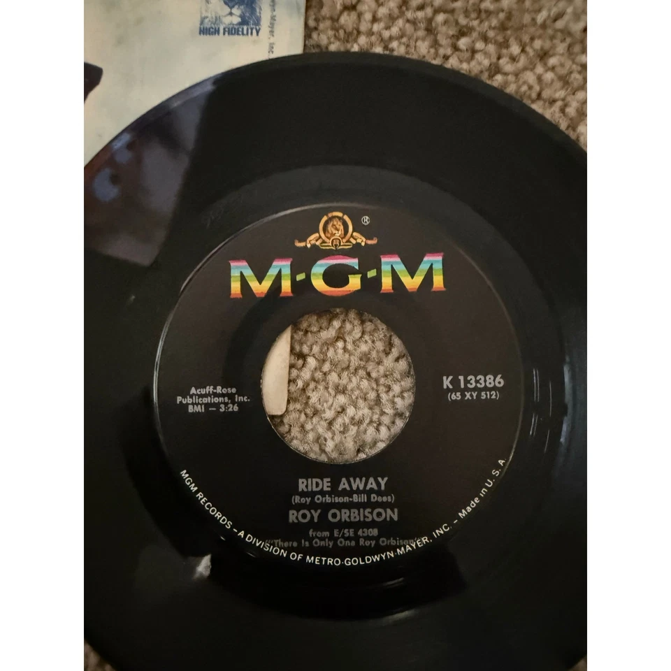 Vintage Roy Orbison 45 RPM vinyl single released by MGM Records in 1965 - Image 4 of 4