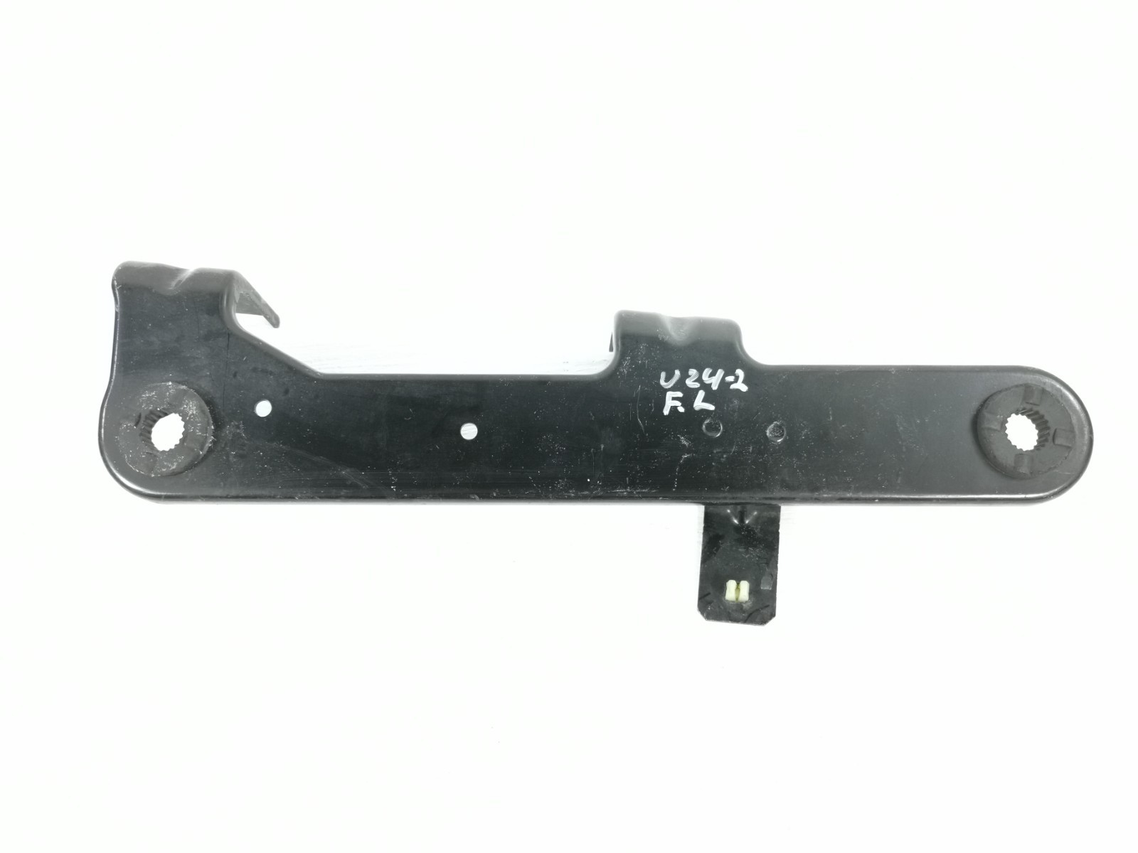 Maserati Ghibli S AWD 3.0 Auto 2014 Left Side Radiator Mount Bracket Support OEM