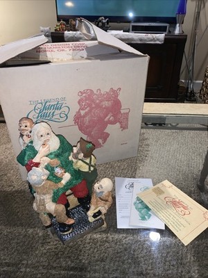 The Legend Santa Claus United Design ''GETTING SANTA READY'' Christmas CF-056 NOS