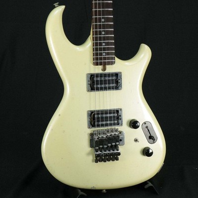 Aria Pro II RS INAZUMA III White with Soft Case 12-Month Electric Guitar