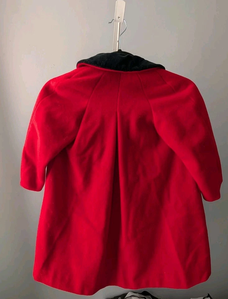 Vintage Saks Fifth Avenue Wool Girls Red Coat Size L 12, Black Velvety Collar - Image 4 of 4