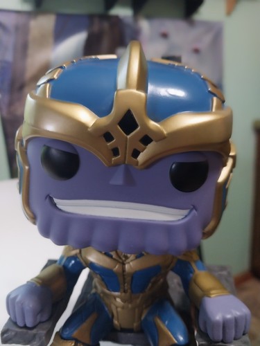FUNKO POP! Marvel 331 Thanos With Throne Hot Topic Exclusive - Picture 2 of 7