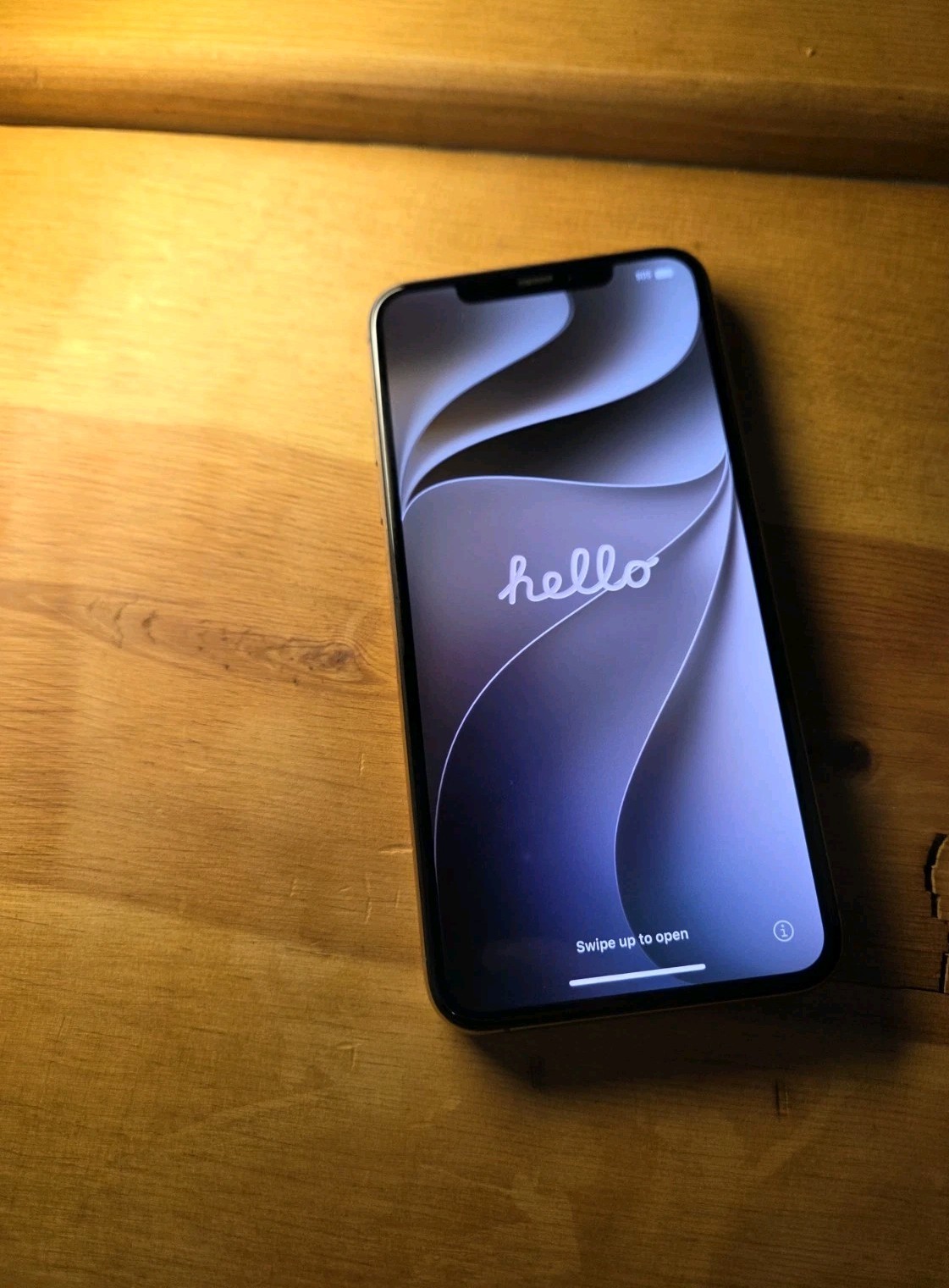 Excellent Condition Apple iPhone 11 Pro Max 64GB Gold