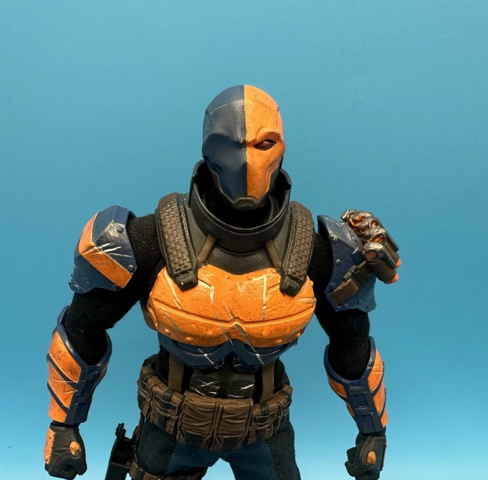 Figura de acción Mezco One:12 DC Deathstroke completa sin caja ¡Envío rápido!!! Foto 2 de 4