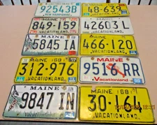10-VINTAGE LICENSE PLATES, DIF. COLORS & LOTS OF NUMBERS & LETTERS, LOT 1 CRAFTS