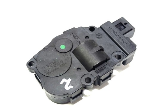 BMW 1 E82 E88 2008 Stellmotor Heizung Klima 03122010 Benzin 105kW UST112514