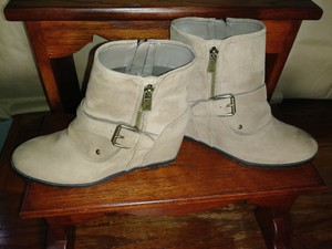 unisa wedge boots