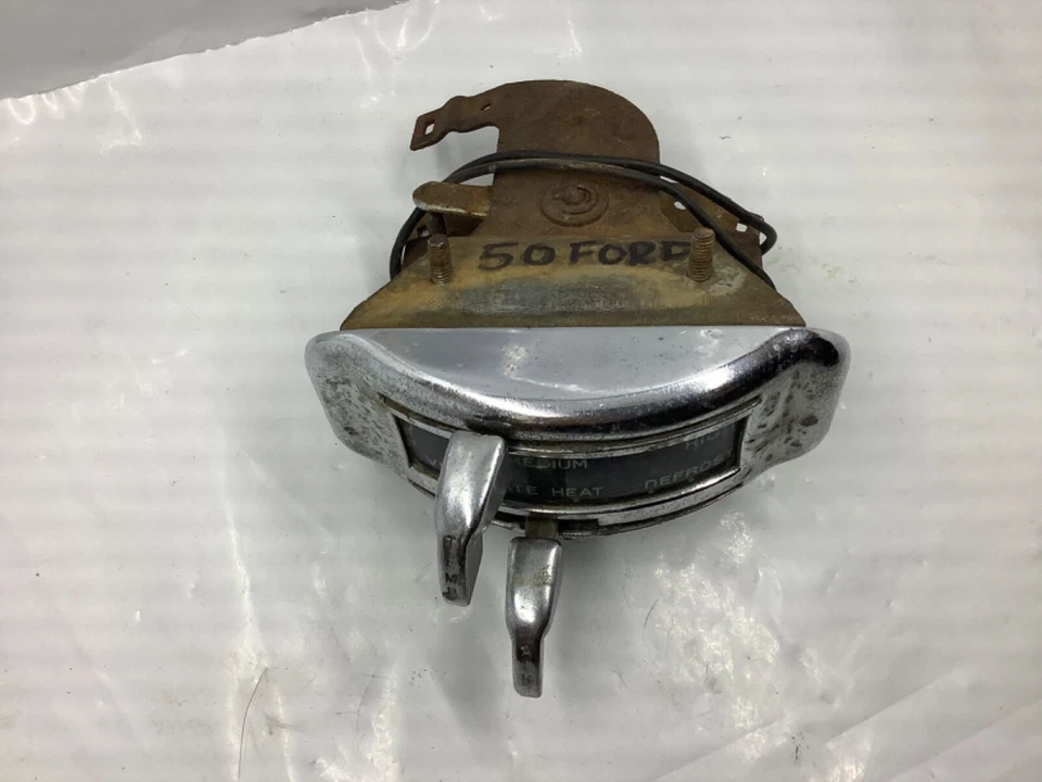 Ford Custom Crestline 1949 1950 controles de descongelador de calefacción Foto 3 de 4