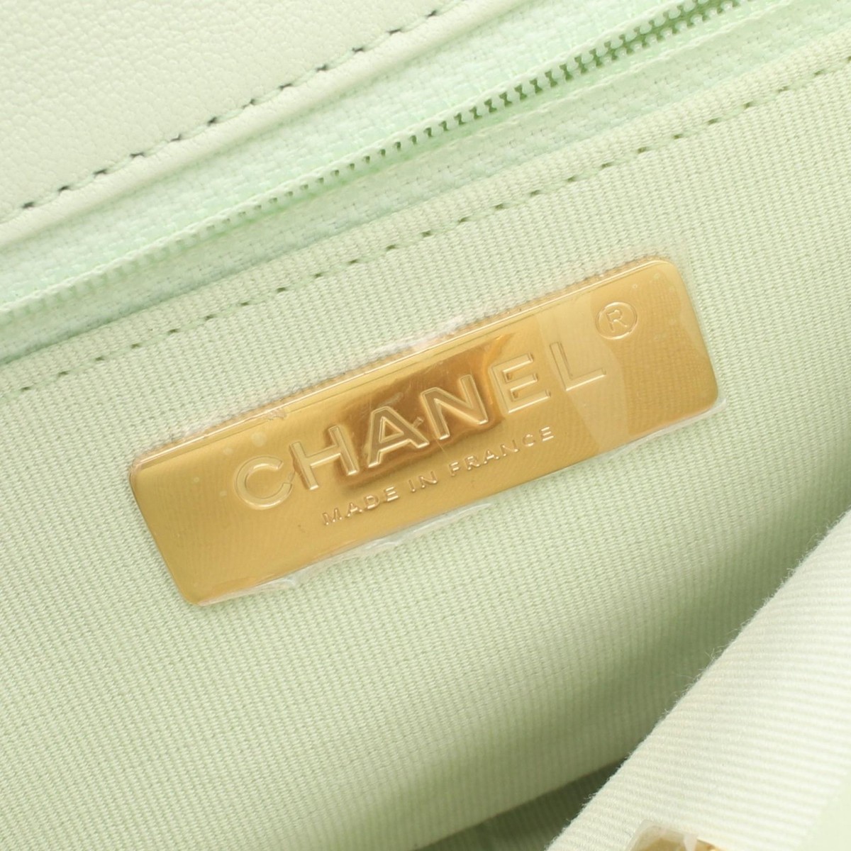 CHANEL 19 dix-neuf Matelasse 2way Shoulder Bag AS1160 Lamb leather