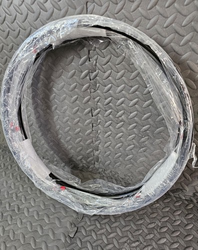 NEW 24" (540 mm) 6 Tab Vinyl Handrim Assembly, MA100048-Z - Picture 2 of 10