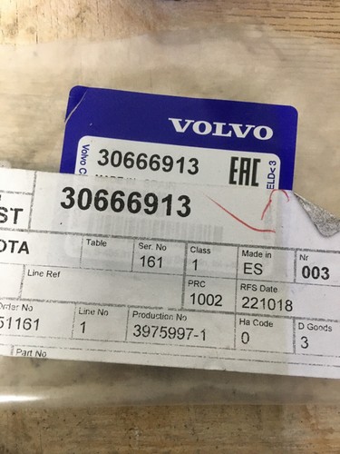 tappo cerchio in lega volvo - Foto 3 di 3
