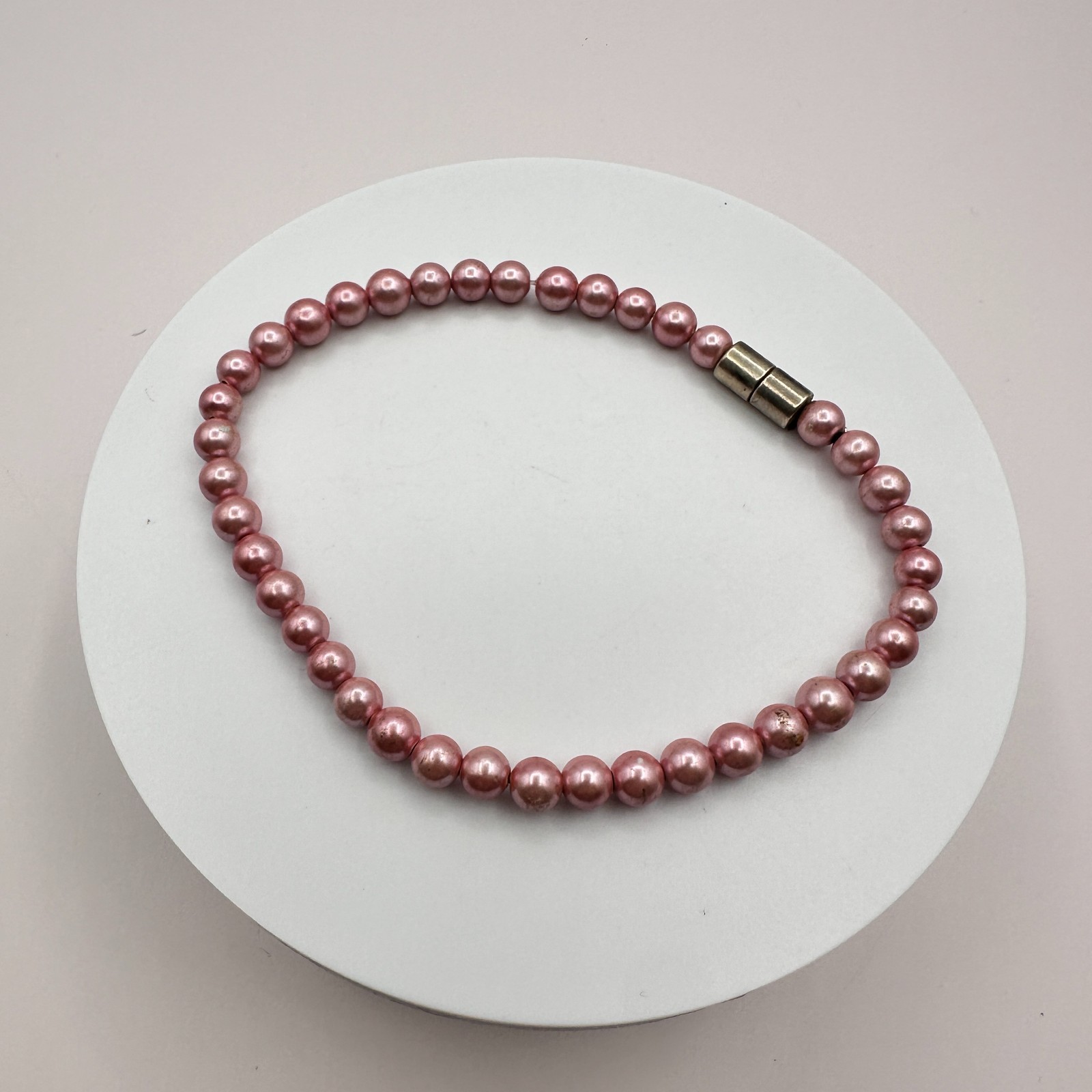 Vintage 90s Pink Faux Pearl Beaded Bracelet Magnetic Classic Fashion Jewelry
