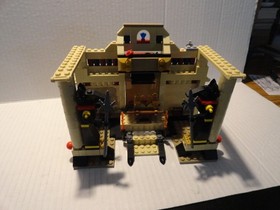 LEGO # 7621 - INDIANA JONES & THE LOST TOMB  -  99 % COMPLETE - NO MIN FIGURES