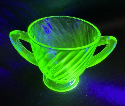 Vintage Anchor Hocking Spiral Green Sugar Bowl Cup Uranium Glass Vaseline