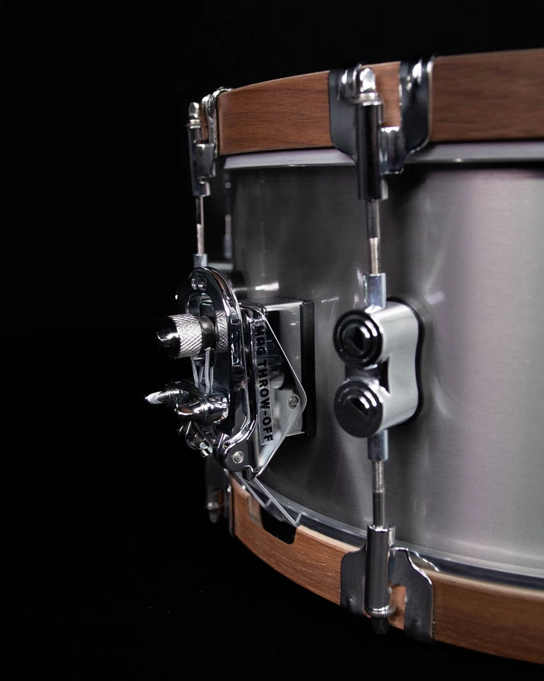 PDP 14" x 6.5" Concept Select 3mm Aluminum/Walnut Wood Hoops Snare Drum - Image 3 of 4
