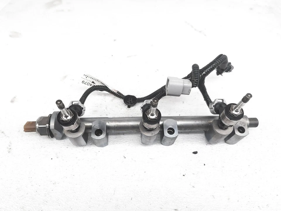 2021-2024 Nissan Rogue Engine Gas Fuel Rail W/Injectors + Harness *1.5T Fwd - Image 2 of 4