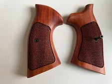 Hardwood Grip for S&W K/L frame Square Butt checker Engraved Open Back Strap#02