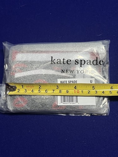 KATE SPADE SPENCER KISSES LIPS CARDHOLDER WRISTLET NEW - Picture 6 of 9