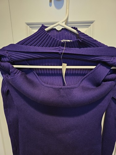 CATO Cut Out Neckline Sweater New With Tags Purple Women's size Medium - Picture 2 of 6