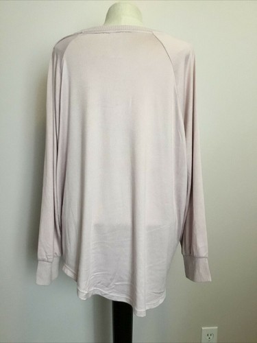 SECRET TREASURES SOFT Hacci KNIT Pink Embroidered Long Sleeve Soft Top Sz XL - Picture 4 of 8