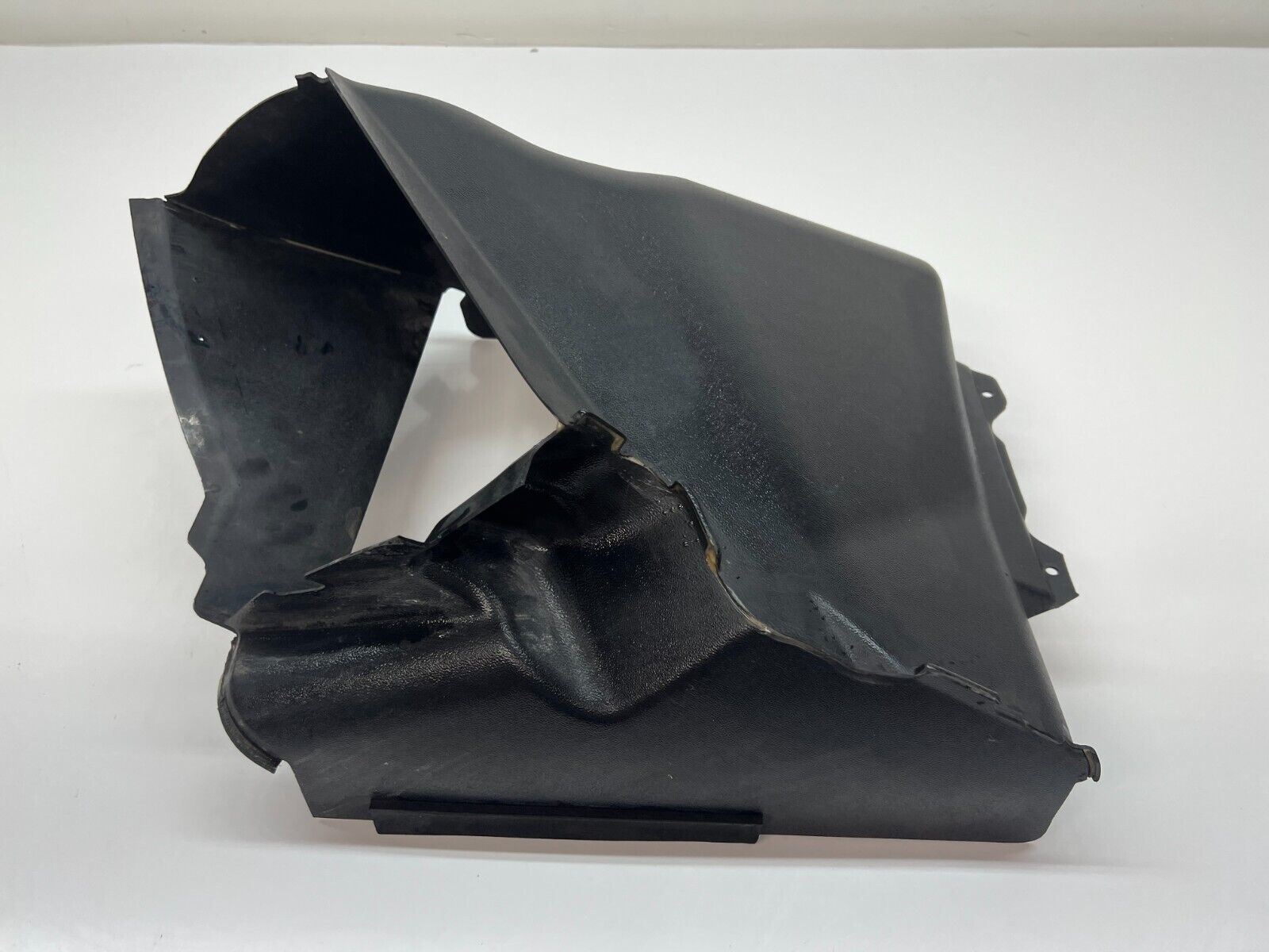 LAMBORGHINI GALLARDO DRIVER LEFT RADIATOR FAN AIR CONVEYOR DUCT OEM 400807157A