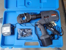 Huskie REC-S540 Robo-Cut 8 Ton Hydraulic ACSR Cable Cutter Kit w/ Battery