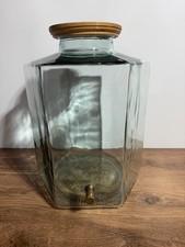 Dispensador de bebidas de vidrio verde hexagonal de colección de 5 galones con grifo de latón hecho en ITALIA