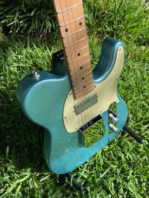 G&L Tribute ASAT Bluesboy - Lake Placid Blue with Ashtray Cover & Padded Bag