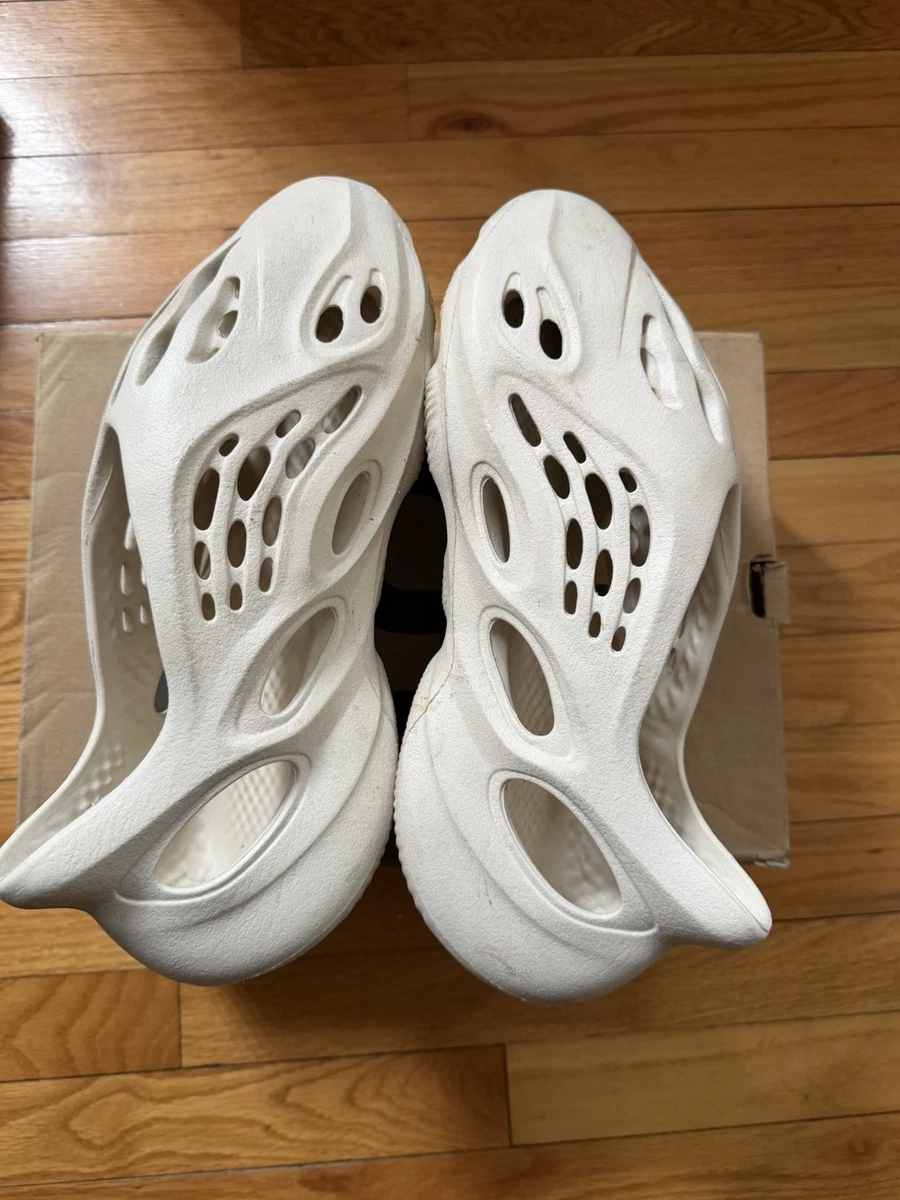 Yeezy Foam RNNR Sand | eBay