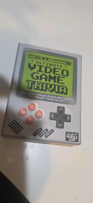 Professor Puzzle Games Ultimate Video Game Trivia Complete Card Game 17+ (2021)