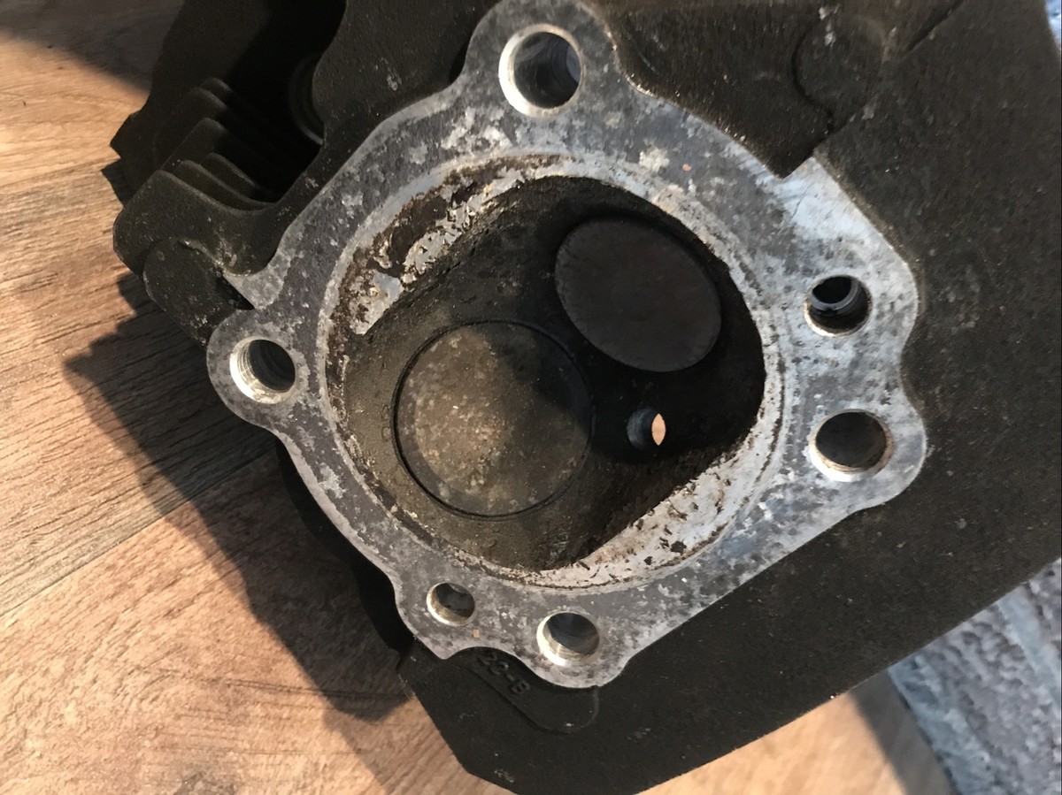 ひでさん専用 OEM Harley-Davidson Twin Cam Cylinder Heads 16725-99 16723