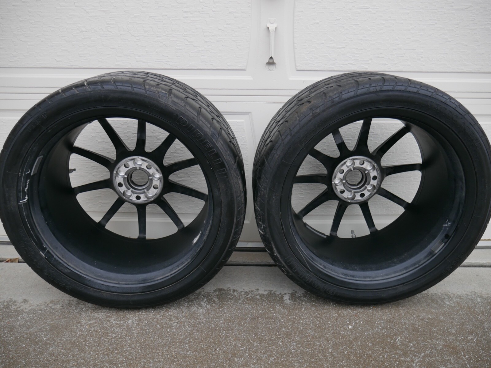 2015 14 - 18 ASTON MARTIN VANTAGE S REAR WHEEL BLACK 10 SPOKE 19" RIM