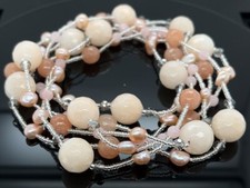 ENDLOSKETTE MIT CHALCEDON, SÜSSWASSERZUCHTPERLEN, GLASPERLEN SCHMUCKJAGD