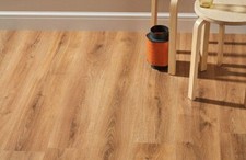 Laminato rovere estivo avanzato 8 mm "CAMPIONE"