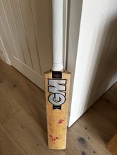 Gunn & Moore Chroma Grade 1 Cricket bat 2.10.5 SH