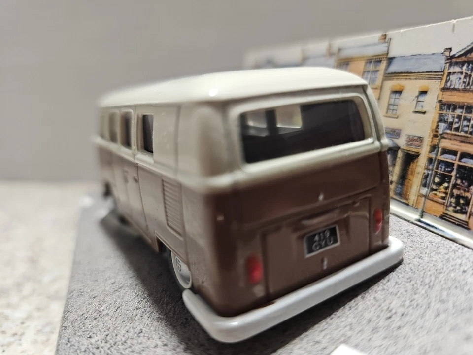 Vintage 1991 Corgi Classic Models Volkswagen Caravanette  - Image 4 of 4