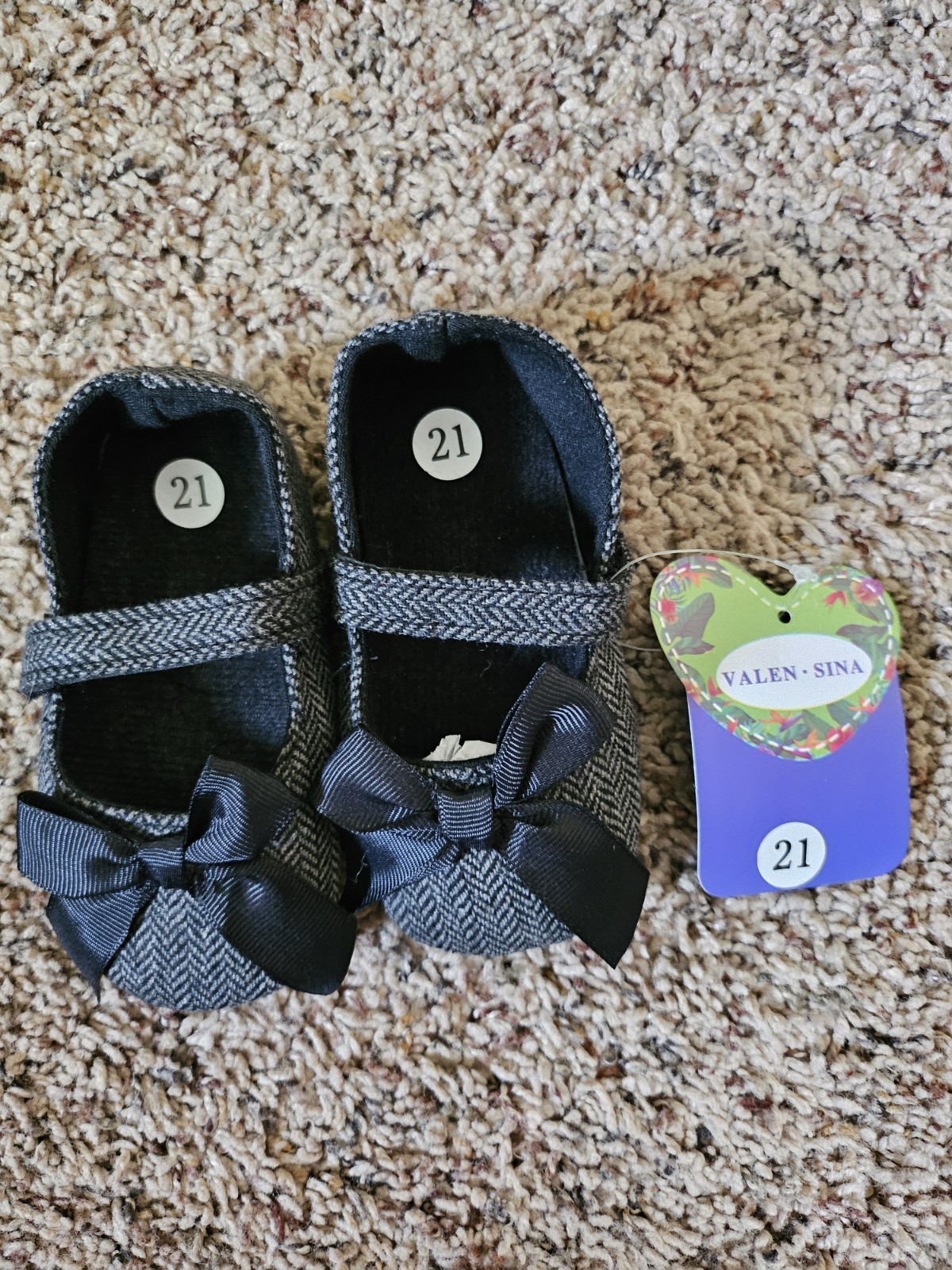 Black Bow Sz 5.5.   (bxs)