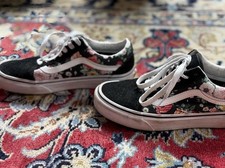 Vans Old Skool Women  s Low Top Floral Canvas Sneakers Black Floral US 6
