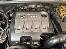 VW GOLF PASSAT CADDY 1.6 2.0 TDI ENGINE COVER 03L103925R 03L103925T With Pegs