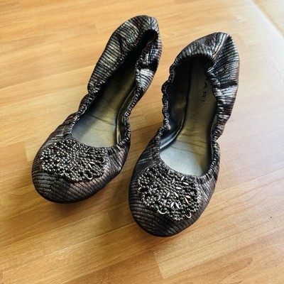 Tahari pewter ballerina flats size 6