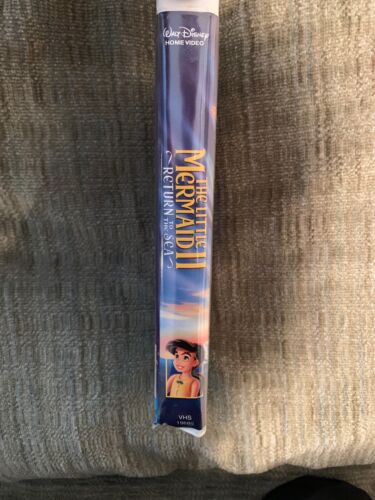 Walt Disney The Little Mermaid 2 Return to the Sea Clam Shell 1989 collectible - Picture 3 of 6