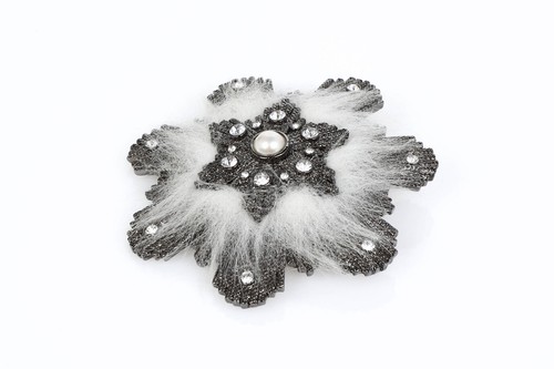 Givenchy 283695 Women's Dark Silver Brooch with stones 2.5" - Picture 4 of 6