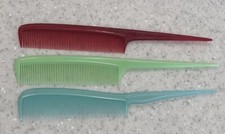 3 Vtg Plastic Rat Tail Tease Fine Tooth Hair Combs Red Lt Blue Lt Green MCM Hair