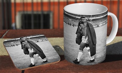 Pele verletzt bei WM 1966 - Kaffee-/Teebecher + passender Untersetzer