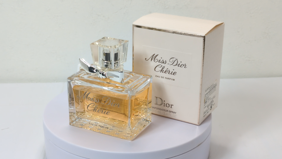 ミス・ディオール シェリ Eau de Parfum 100ml ディオール / ミス ディオール シェリー オードゥ トワレの公式