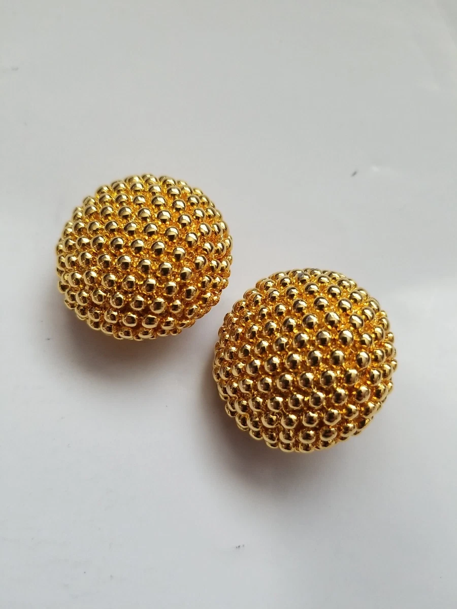VINTAGE CAROL LEE ROUND TEXTURED GOLDTONE CLIP EARRINGS