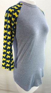 LULAROE-XS-Randy-Top-Scotty-Dog-Gray-Yellow-Raglan-Sleeve-Stretch-Shirt